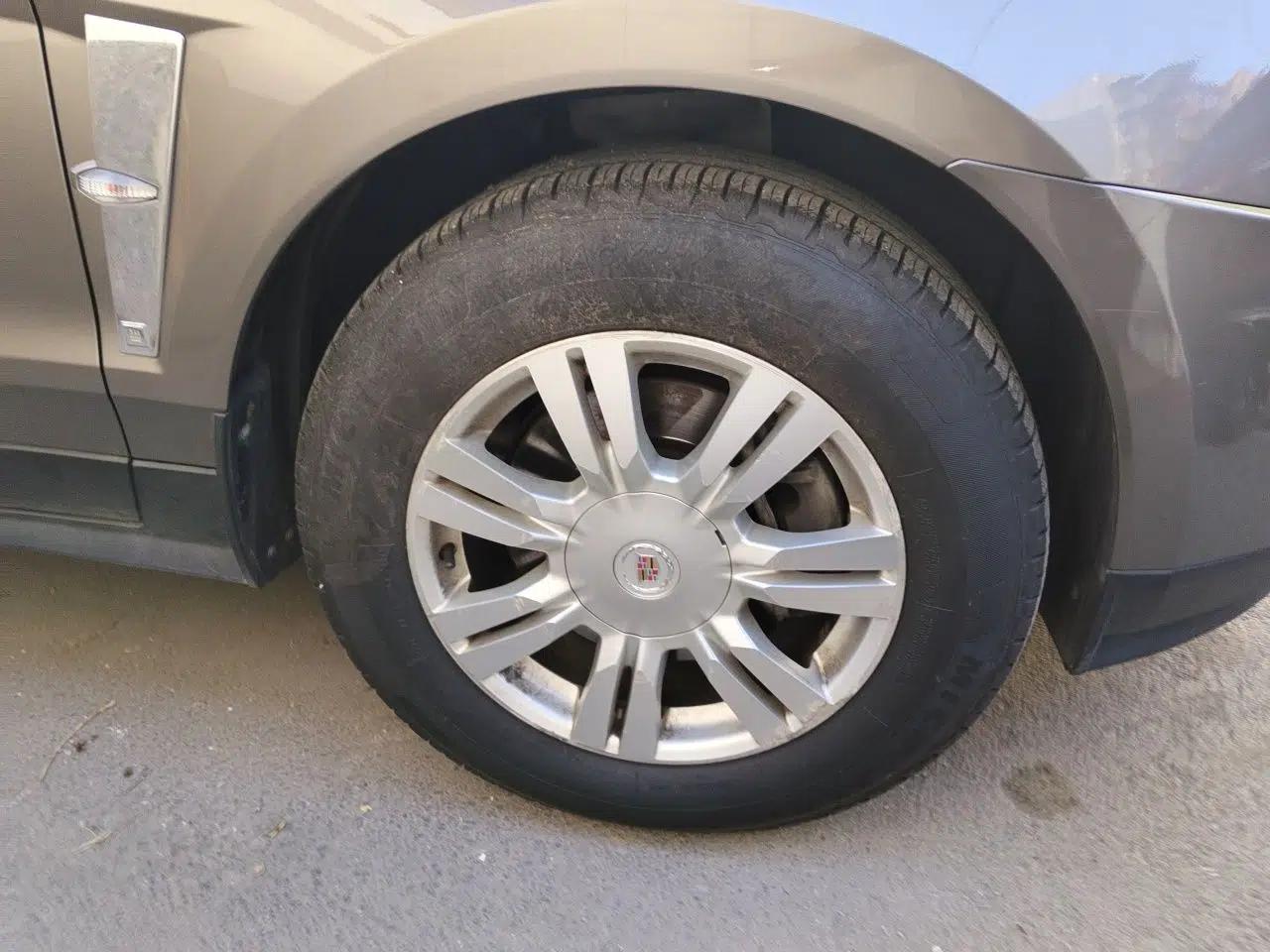 Cadillac SRX 2012 3.0L Elite Edition — миниатюра 8
