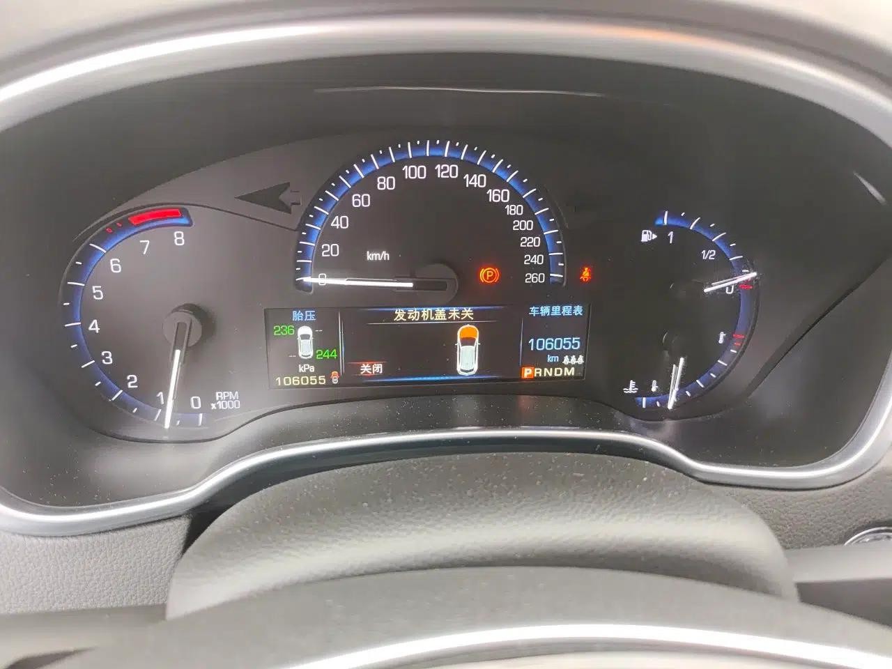 Cadillac SRX 2015 3.0L Elite Model — миниатюра 12