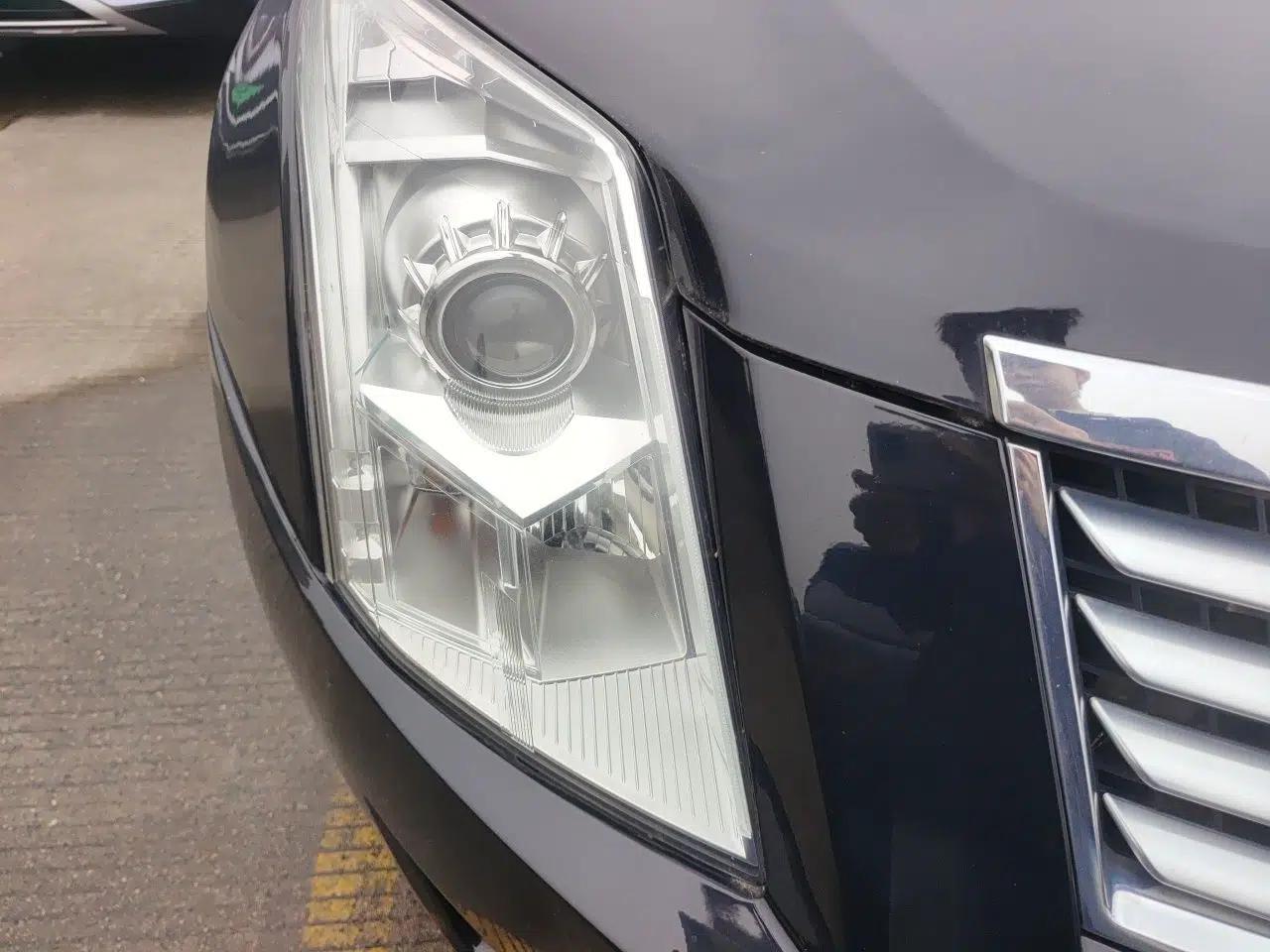Cadillac SRX 2015 3.0L Elite Model — миниатюра 7