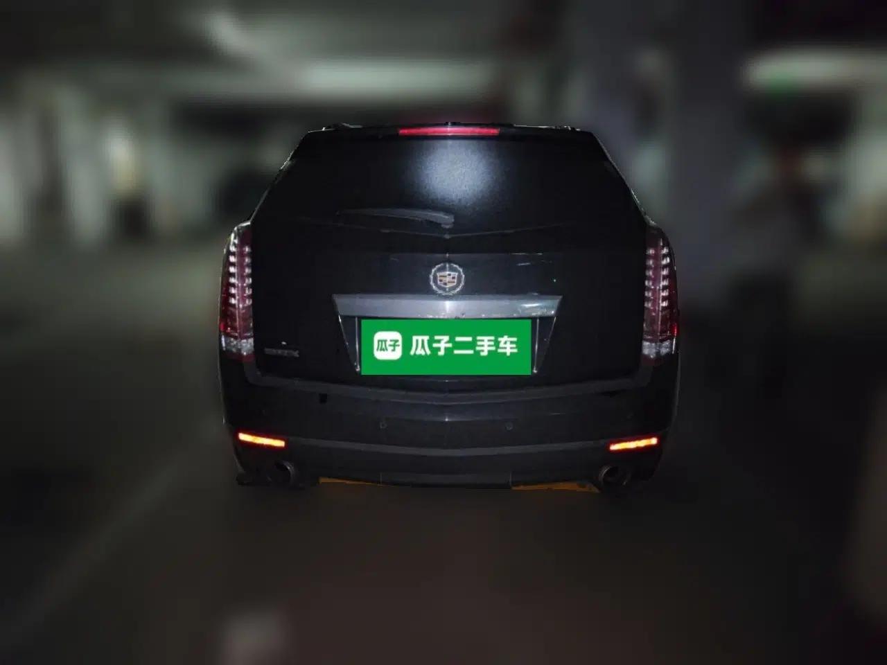 Cadillac SRX 2013 3.0L Elite Model — миниатюра 5