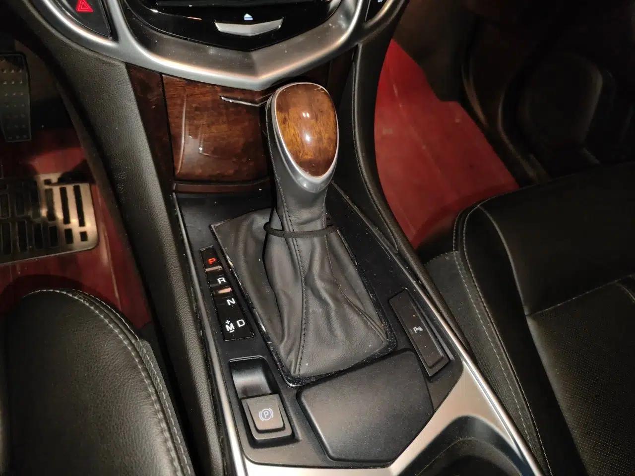 Cadillac SRX 2014 3.0L Luxury Model — миниатюра 15