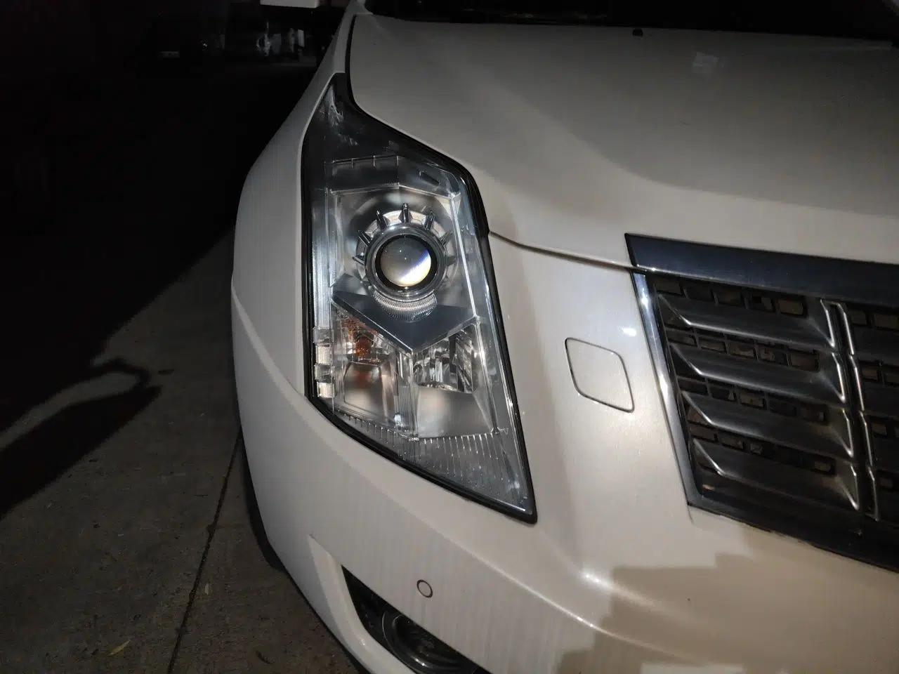 Cadillac SRX 2014 3.0L Luxury Model — миниатюра 7