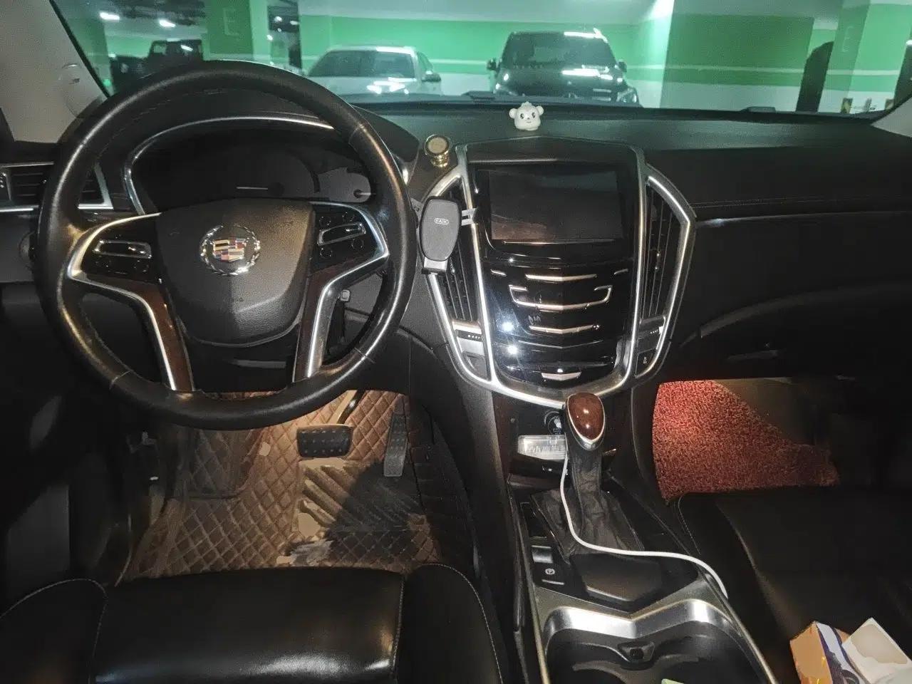 Cadillac SRX 2014 3.0L Elite Model — миниатюра 10