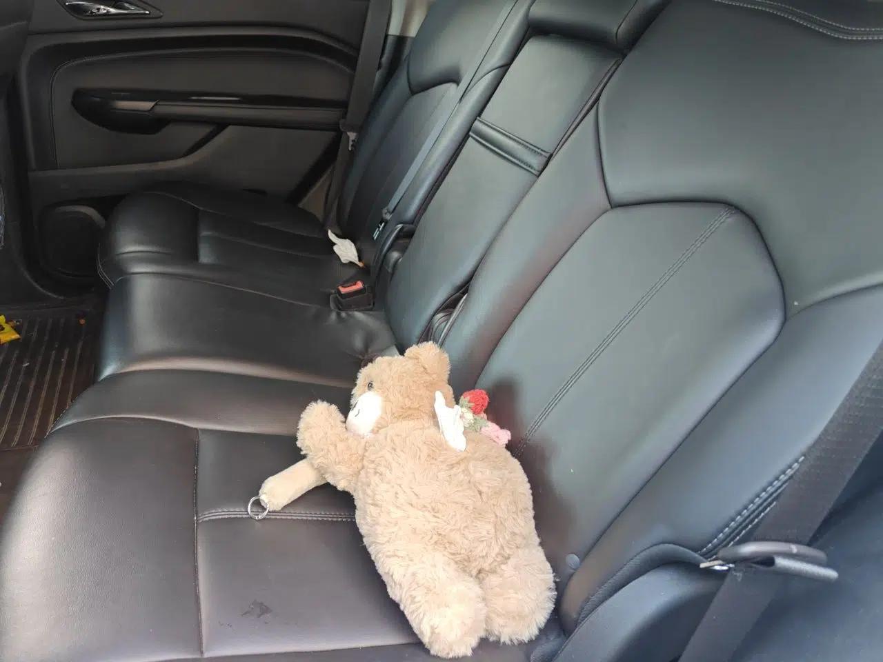 Cadillac SRX 2014 3.0L Comfort Model — миниатюра 18