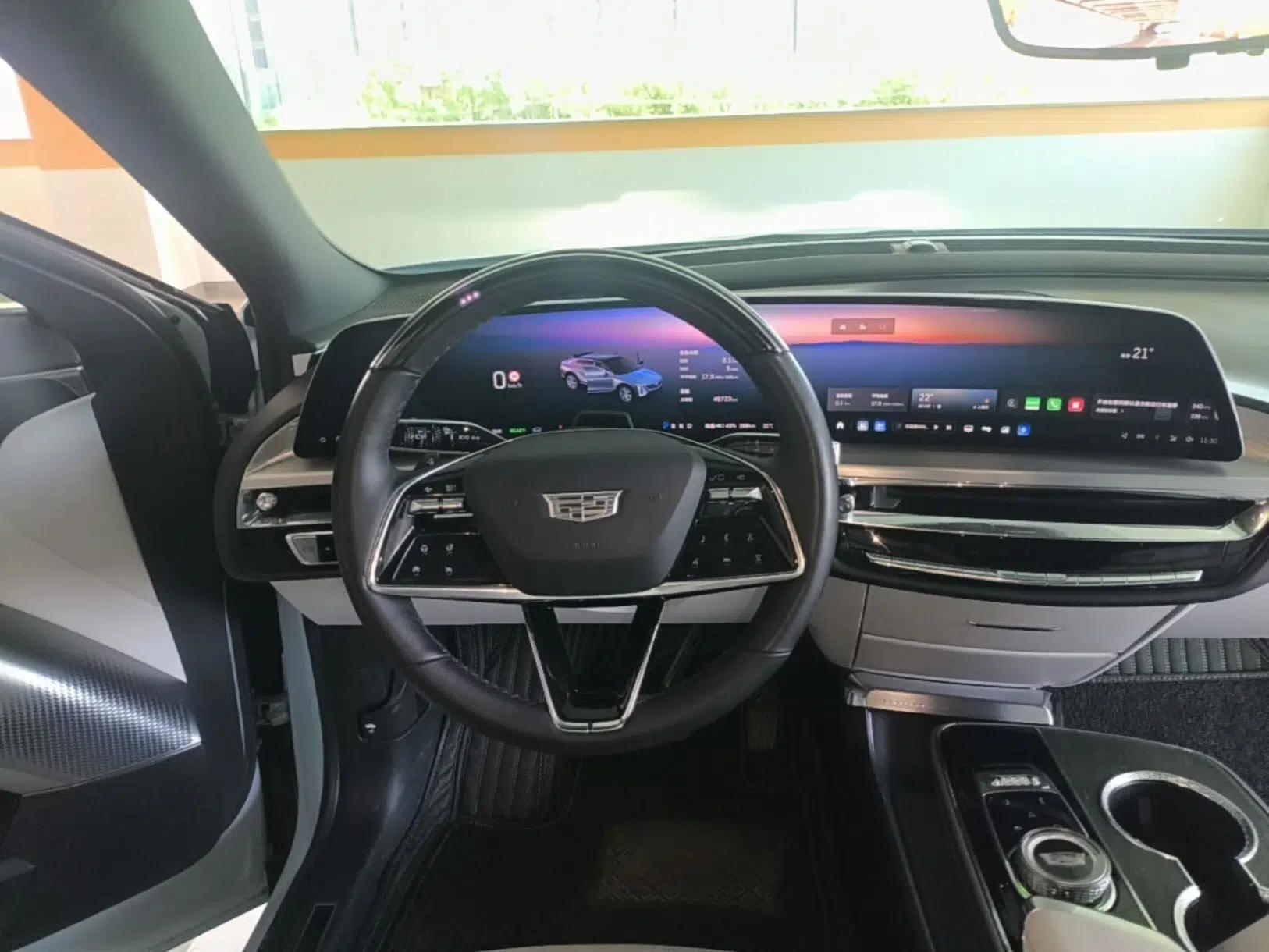 Cadillac LYRIQ 2022 Rear-Drive Long-Range Luxury Edition — миниатюра 14