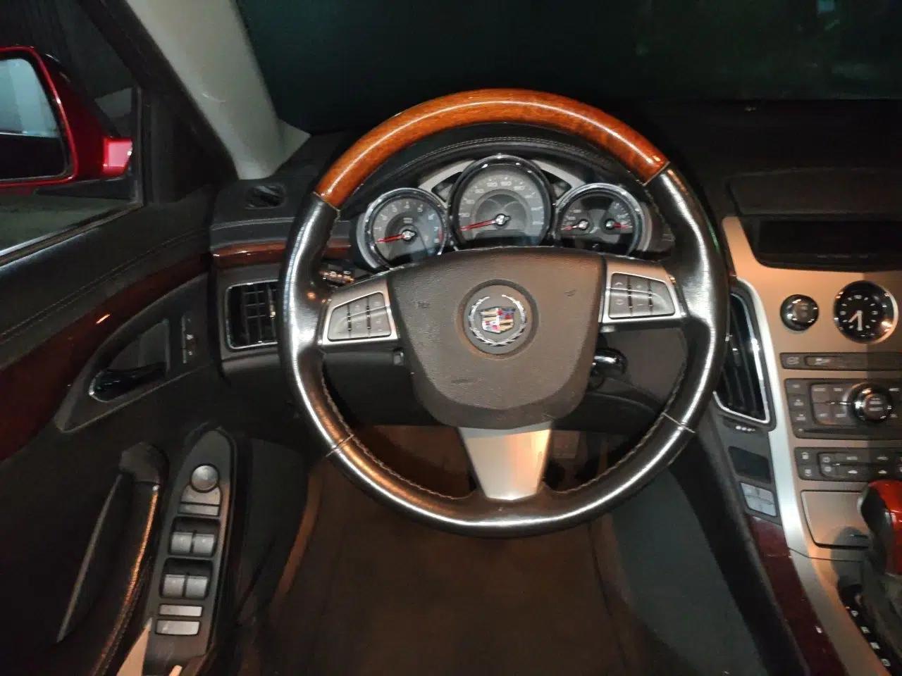 Cadillac CTS 2012 3.0L Luxury Sport Edition — миниатюра 11