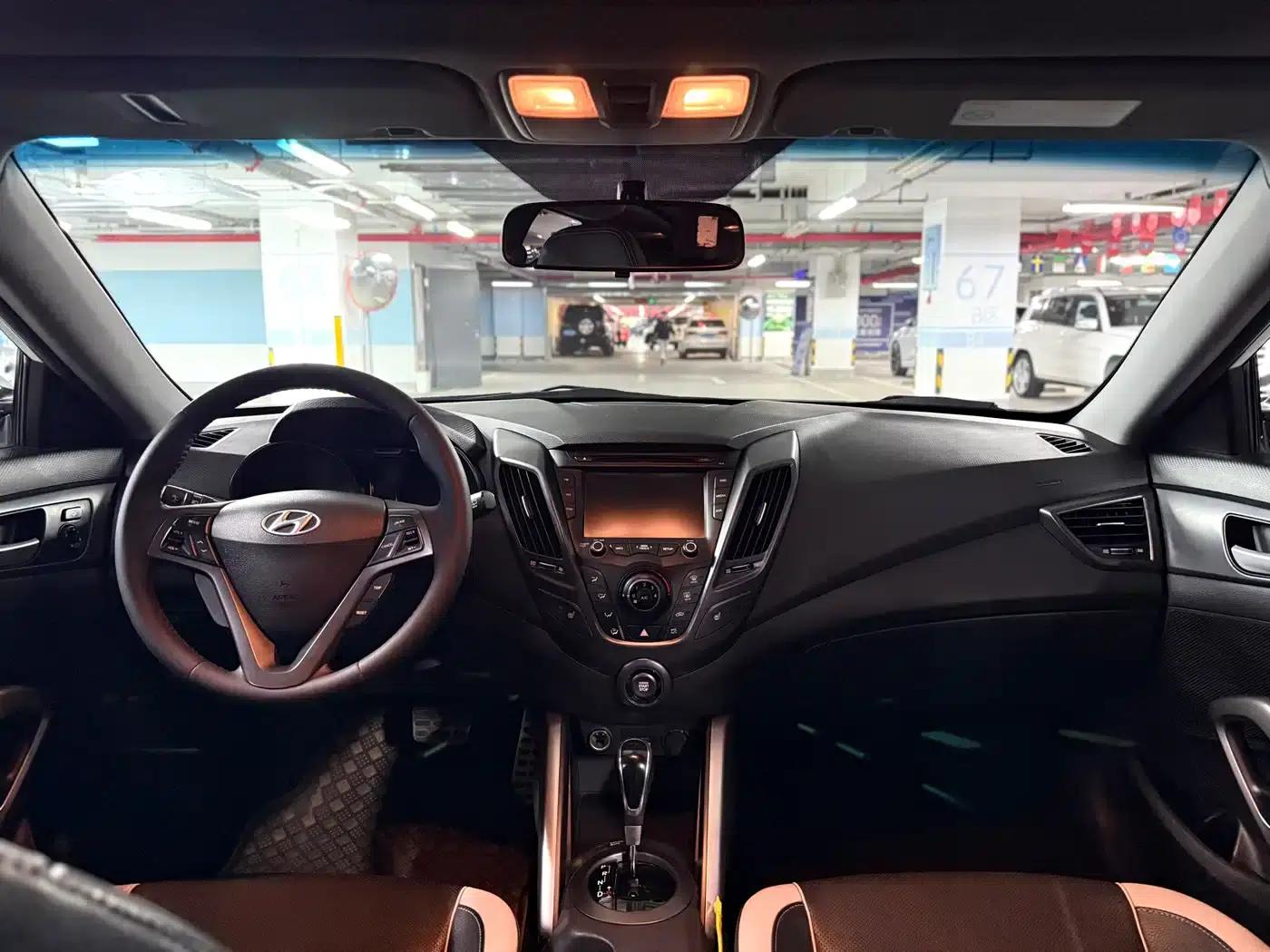 Veloster 2012 1.6T Automatic Luxury Edition — миниатюра 11
