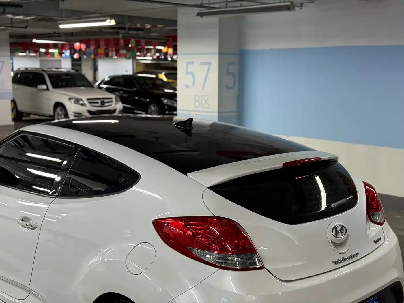 Veloster 2012 1.6T Automatic Luxury Edition — миниатюра 17