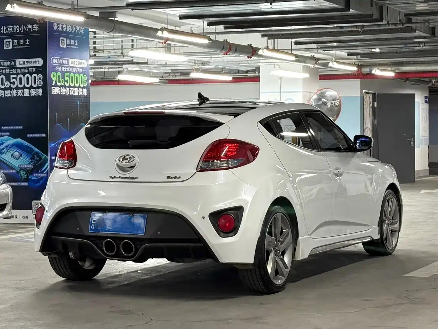 Veloster 2012 1.6T Automatic Luxury Edition — миниатюра 4