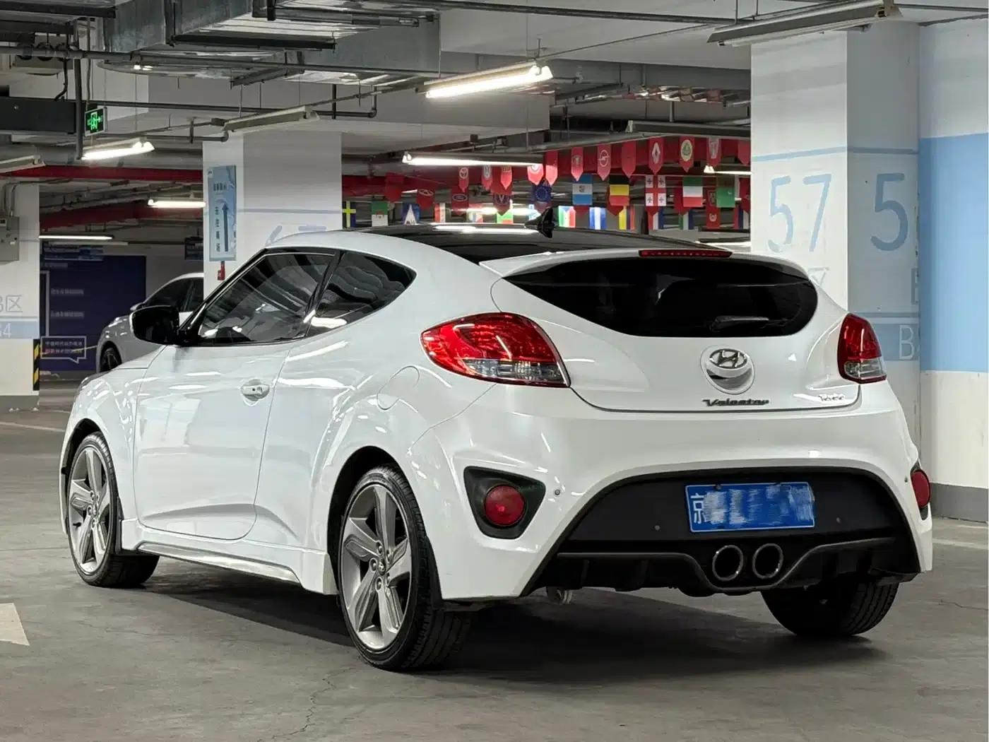 Veloster 2012 1.6T Automatic Luxury Edition — миниатюра 6