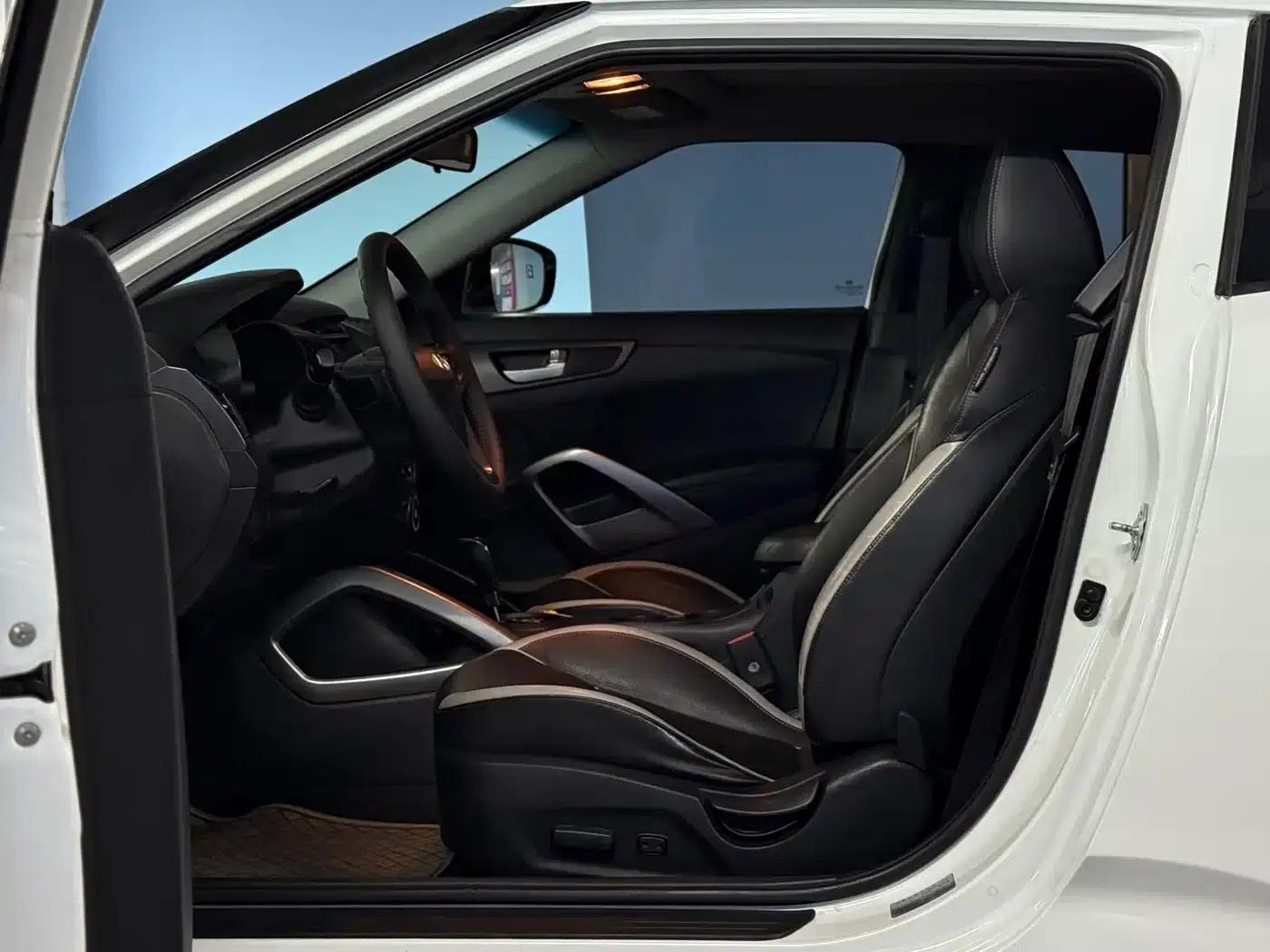 Veloster 2012 1.6T Automatic Luxury Edition — миниатюра 8