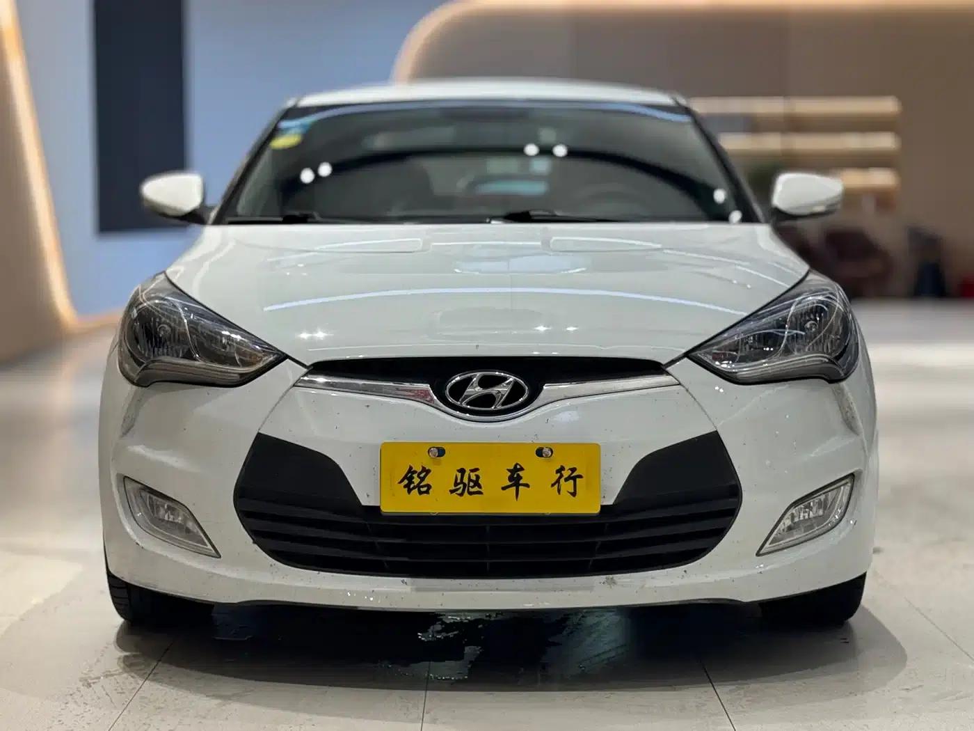Veloster 2012 1.6T Automatic Luxury Edition — миниатюра 2