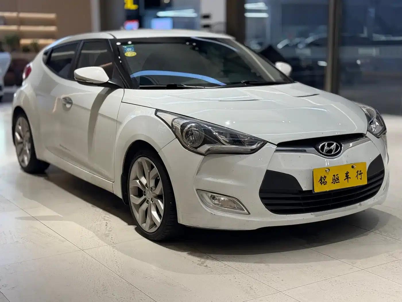 Veloster 2012 1.6T Automatic Luxury Edition — миниатюра 6