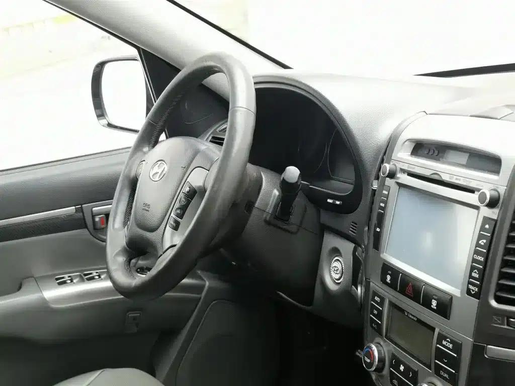 Santa Fe Classic 2012 2.4 Supreme Edition 7-Seat 4WD — миниатюра 22