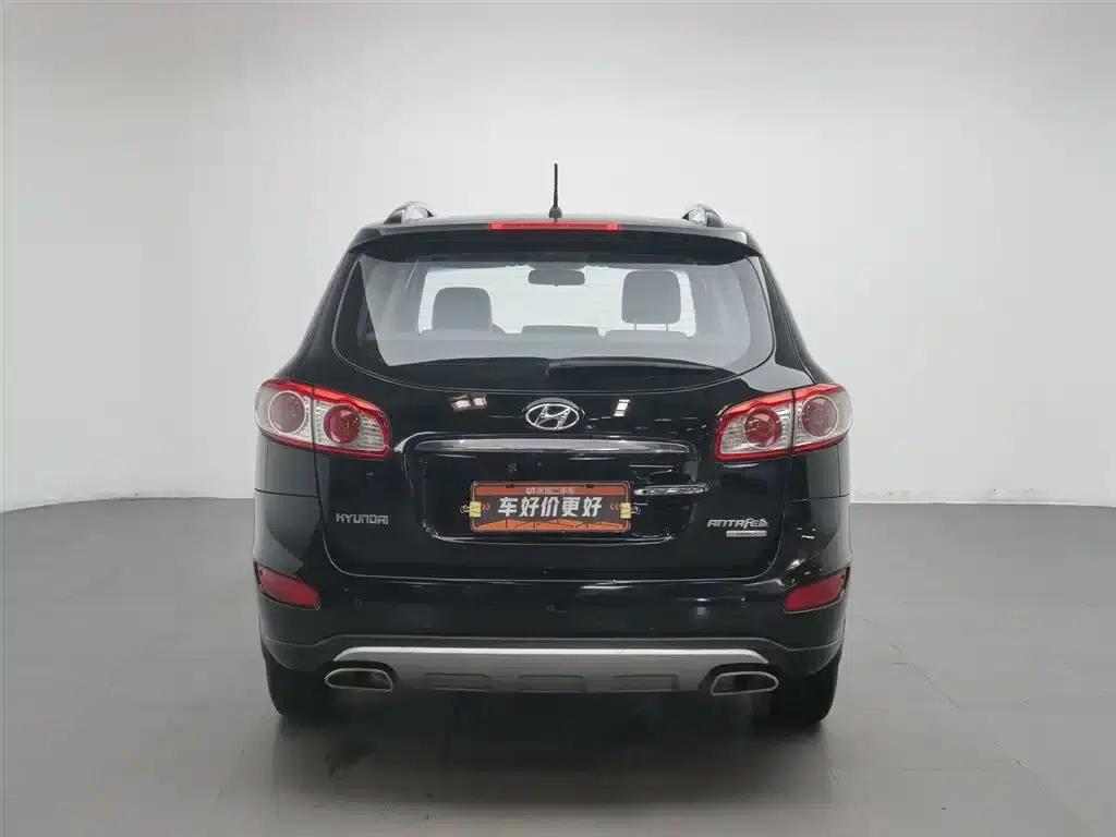 Santa Fe Classic 2012 2.4 Supreme Edition 7-Seat 4WD — миниатюра 4