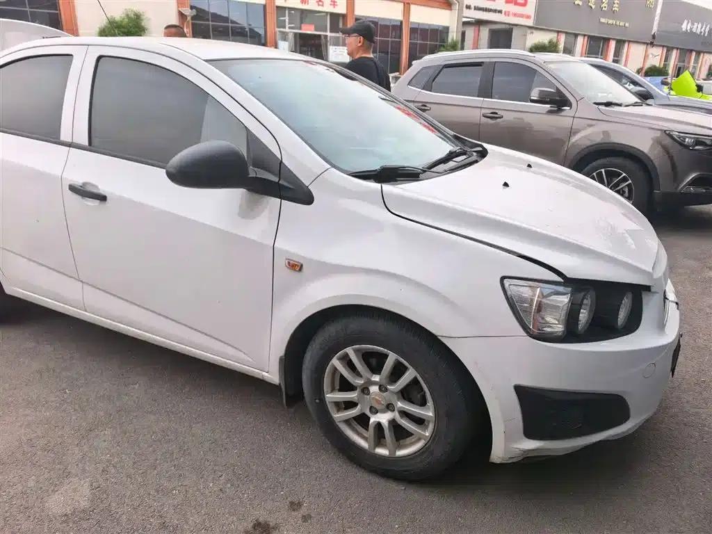 2011 Aveo Sedan 1.4L AT SL — миниатюра 3