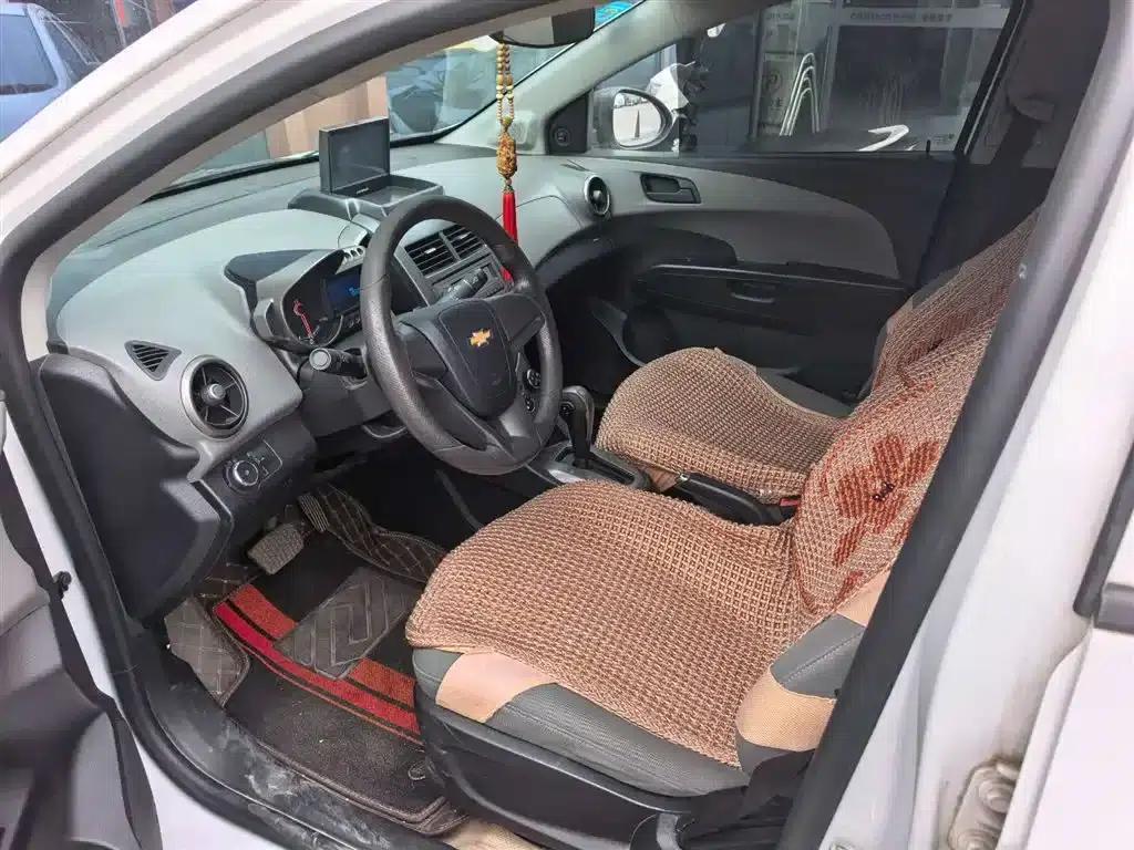 2011 Aveo Sedan 1.4L AT SL — миниатюра 6