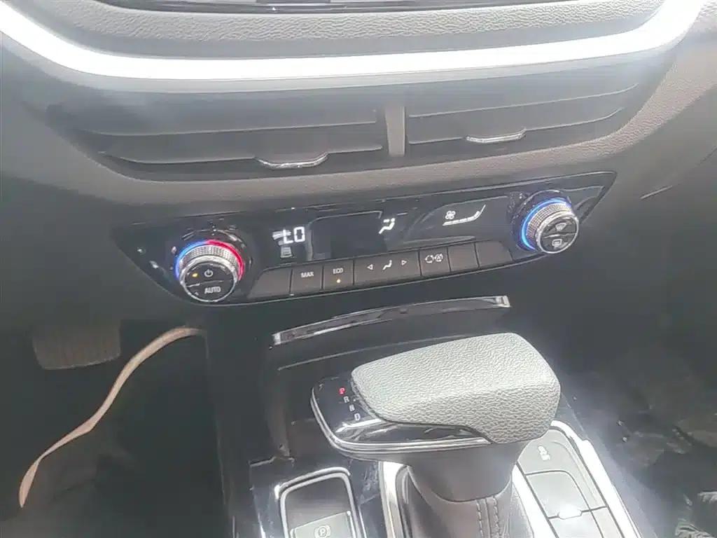 Chevrolet Menlo 2023 Star Plus Edition — миниатюра 13