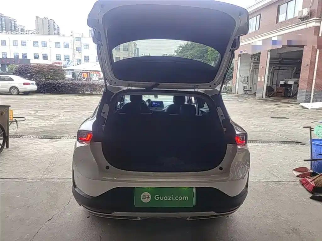 Chevrolet Menlo 2023 Star Plus Edition — миниатюра 19