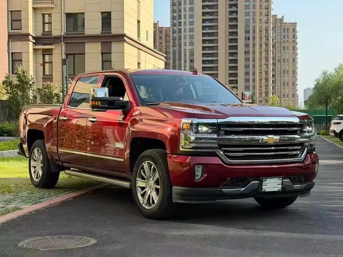 Silverado 2017 6.2L High Country Edition — миниатюра 2