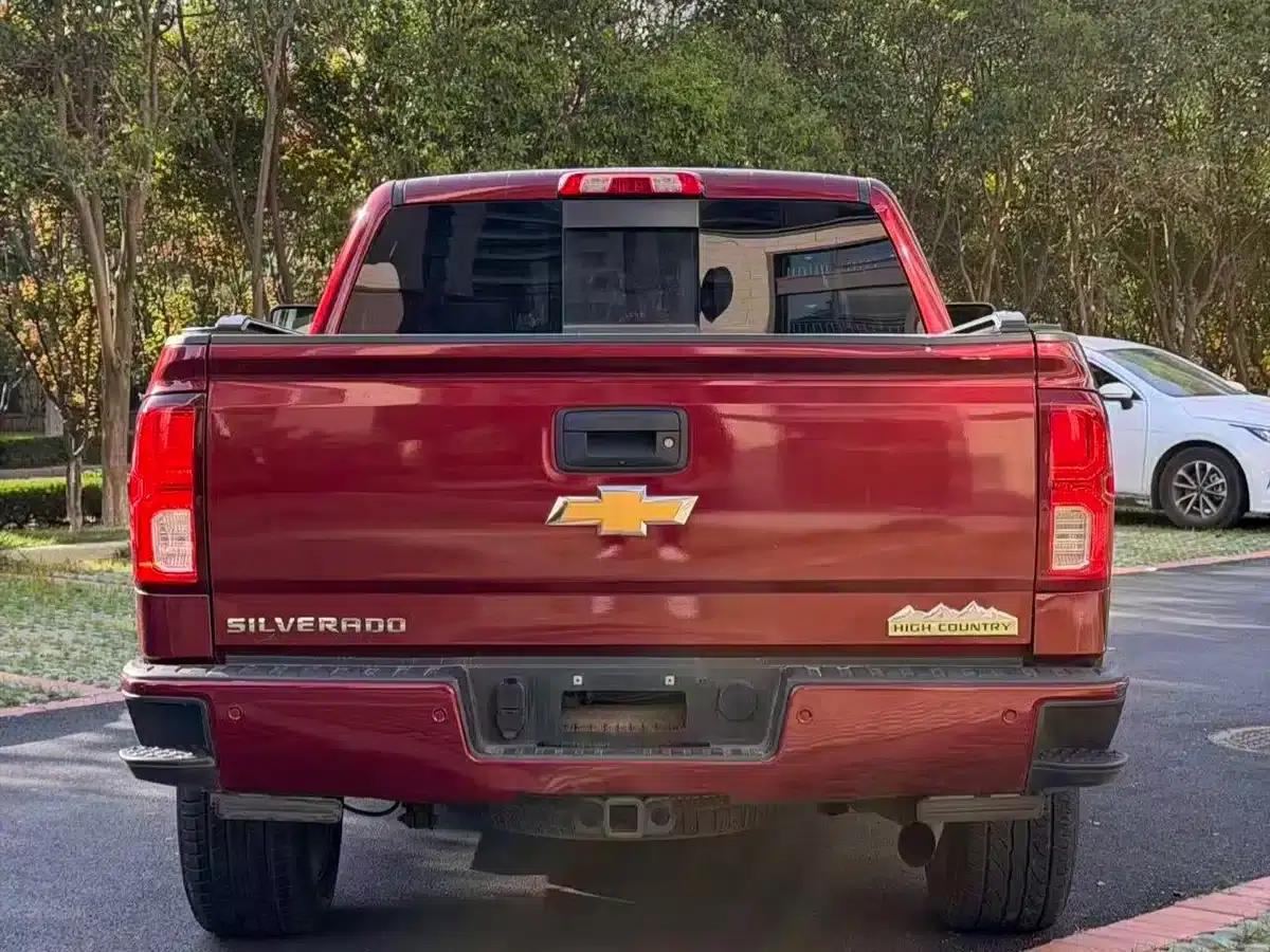 Silverado 2017 6.2L High Country Edition — миниатюра 3