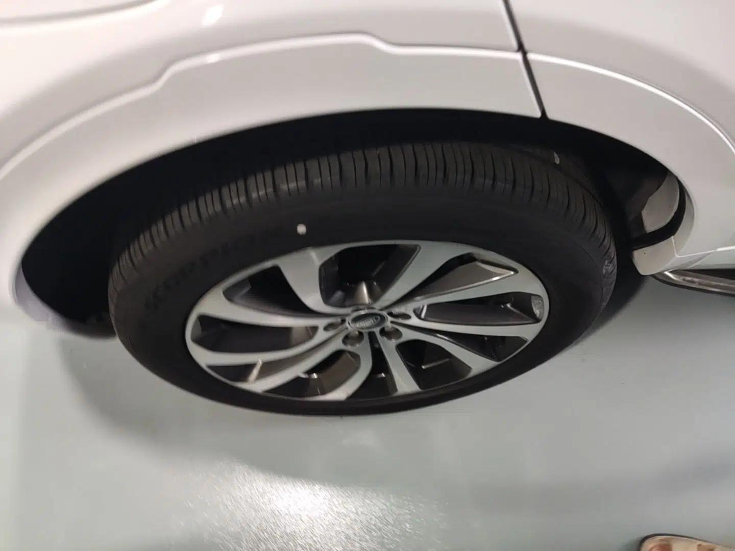 Land Rover Discovery Sport New Energy 2022 Facelifted P300e Plug-in Hybrid Electric Version — миниатюра 10