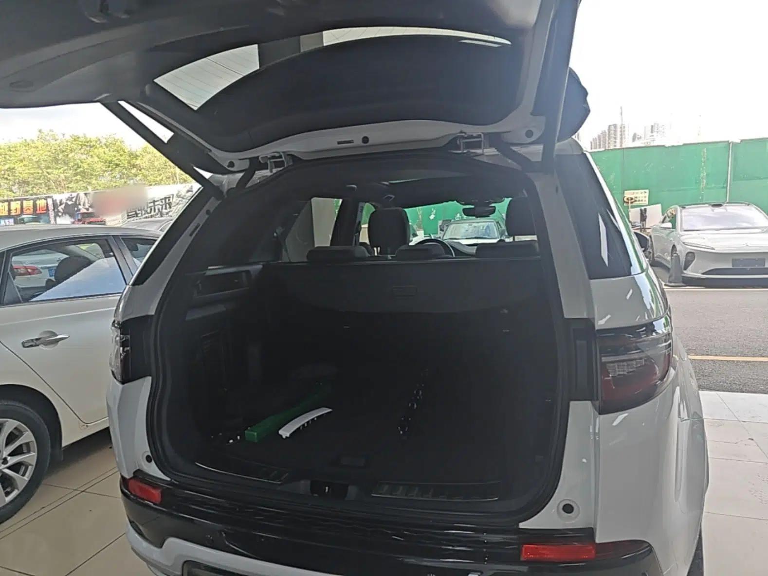 Land Rover Discovery Sport New Energy 2022 Facelifted P300e Plug-in Hybrid Electric Version — миниатюра 22