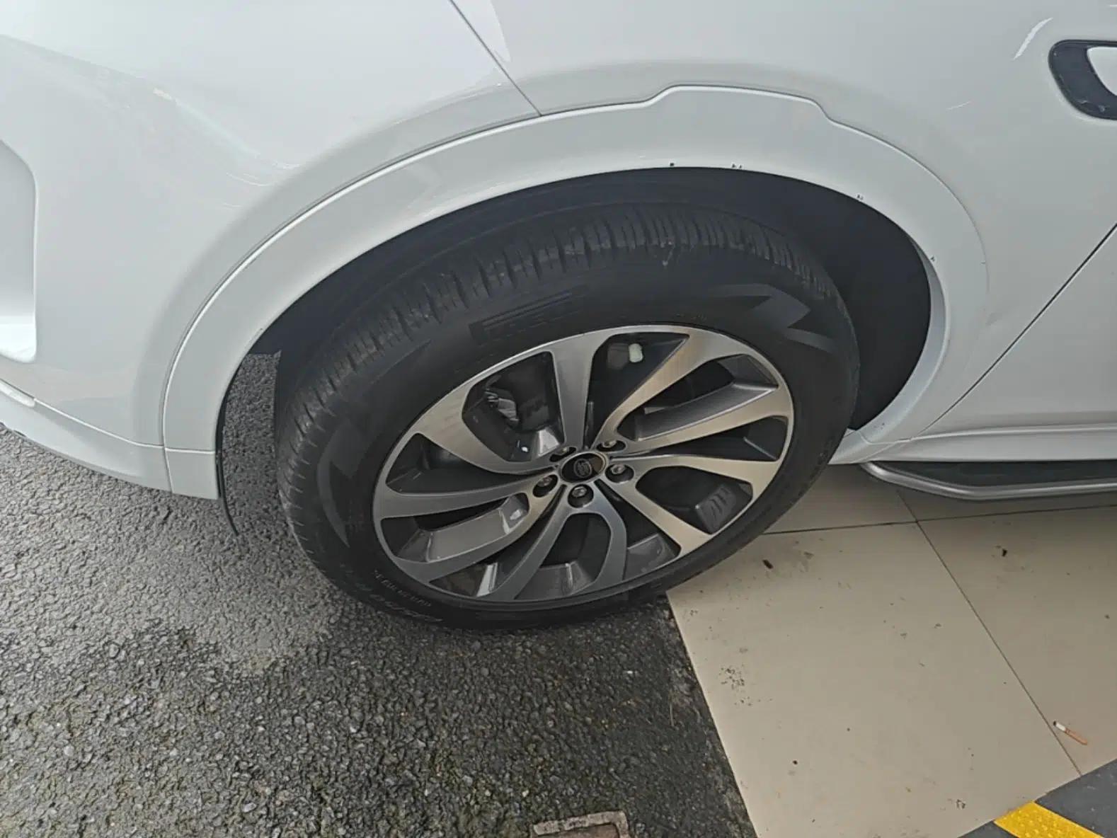 Land Rover Discovery Sport New Energy 2022 Facelifted P300e Plug-in Hybrid Electric Version — миниатюра 8