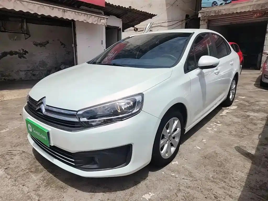 Citroën C4 Sega 2016 1.6L Automatic Comfort Model — миниатюра 1