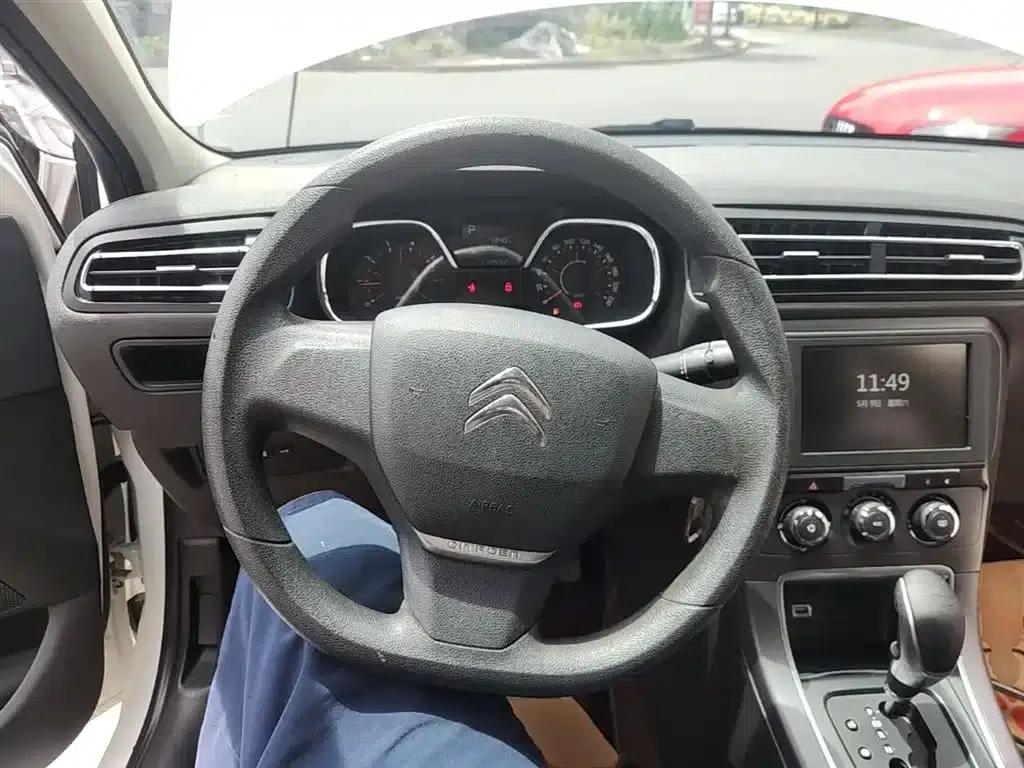 Citroën C4 Sega 2016 1.6L Automatic Comfort Model — миниатюра 11