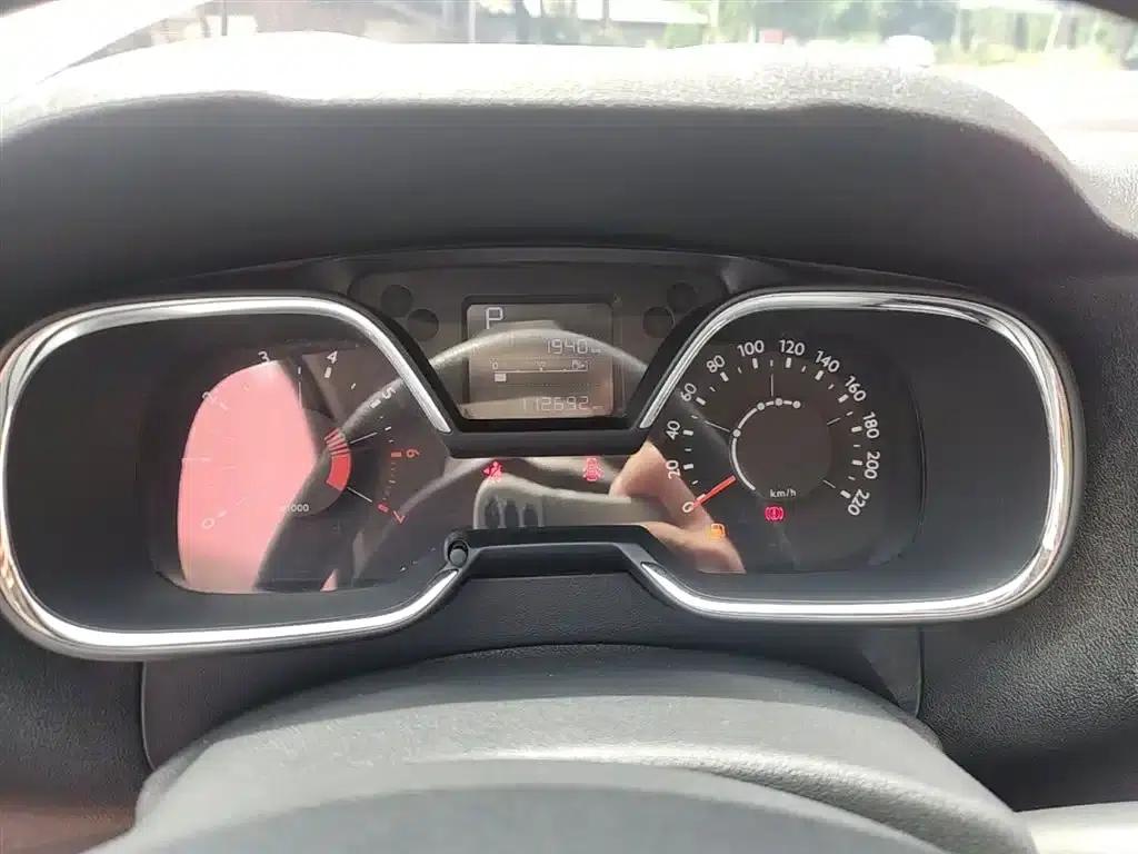 Citroën C4 Sega 2016 1.6L Automatic Comfort Model — миниатюра 12