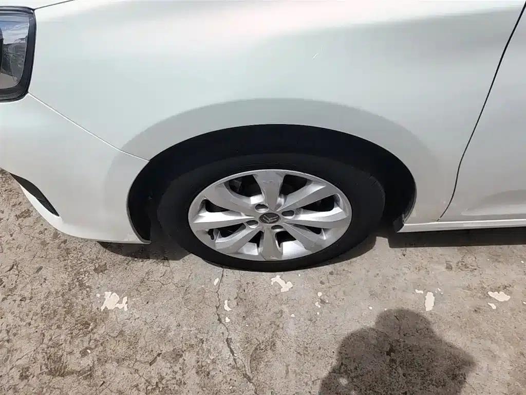 Citroën C4 Sega 2016 1.6L Automatic Comfort Model — миниатюра 23