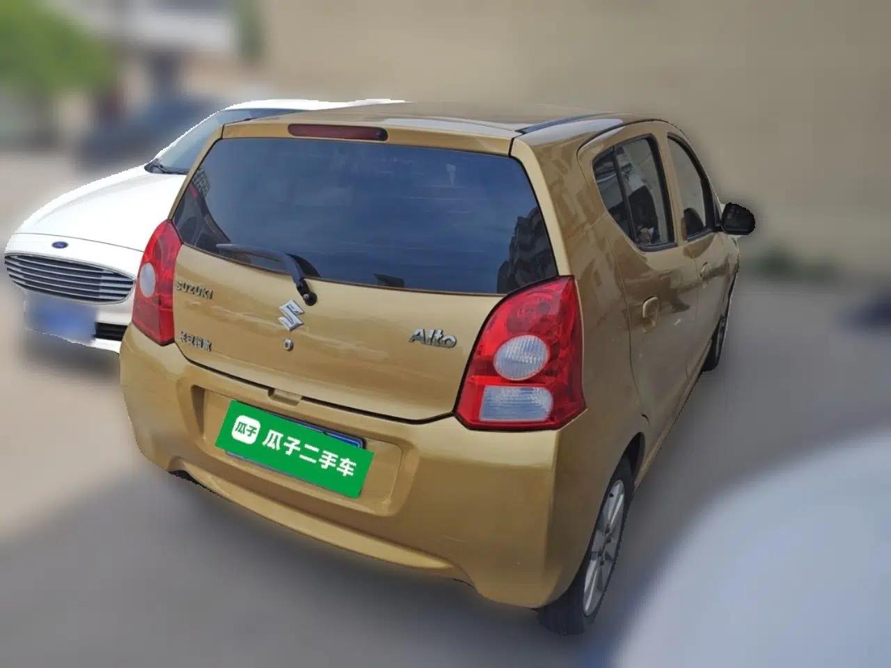 Suzuki Alto 2012 1.0L Manual Utility Version — миниатюра 6