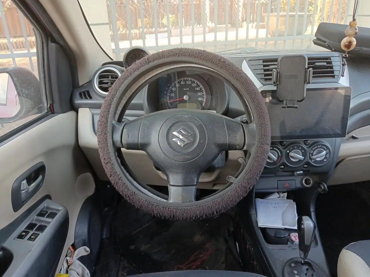 Suzuki Alto 2009 1.0L Automatic Luxury Version — миниатюра 11