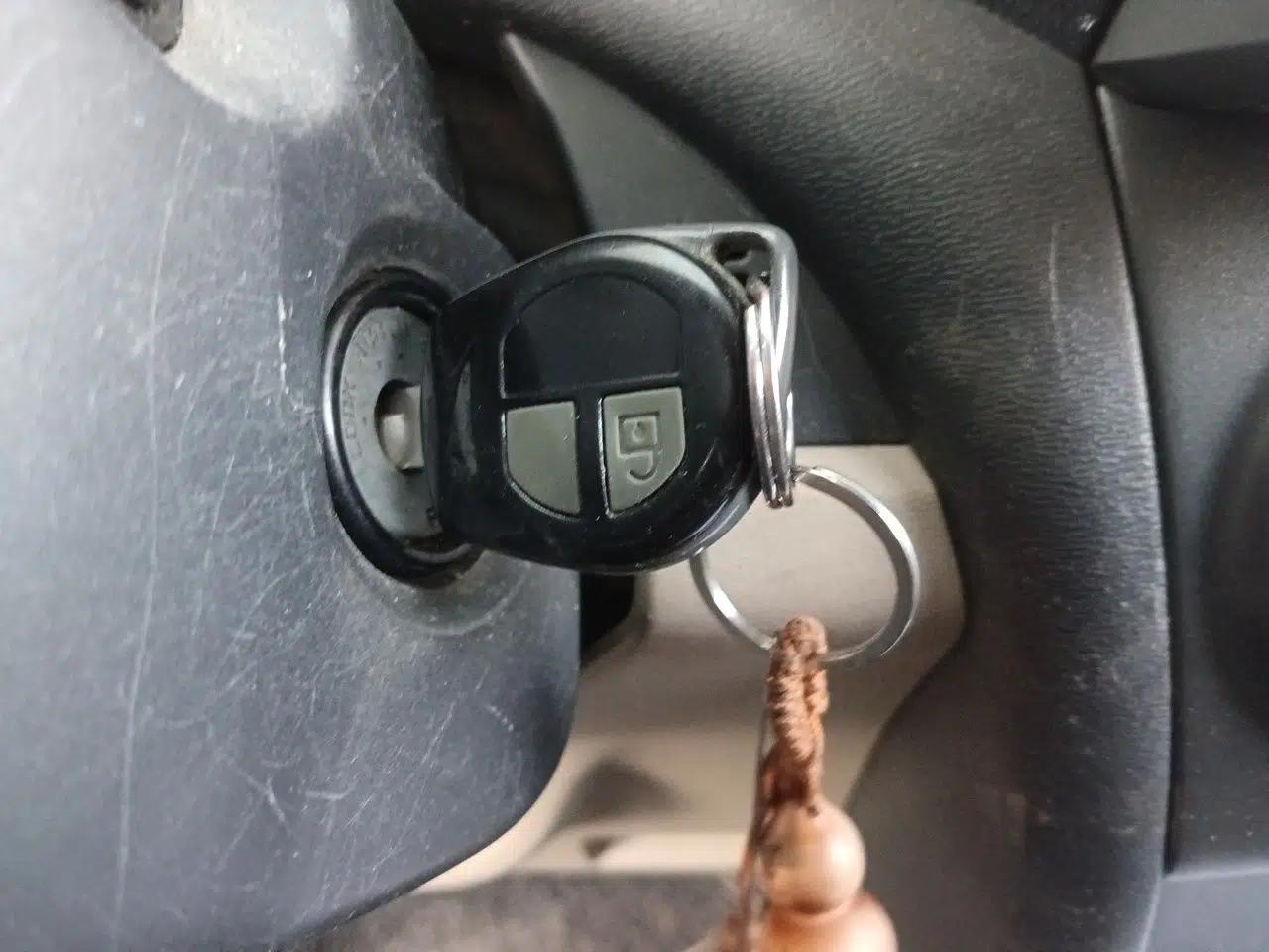 Suzuki Alto 2009 1.0L Automatic Luxury Version — миниатюра 9