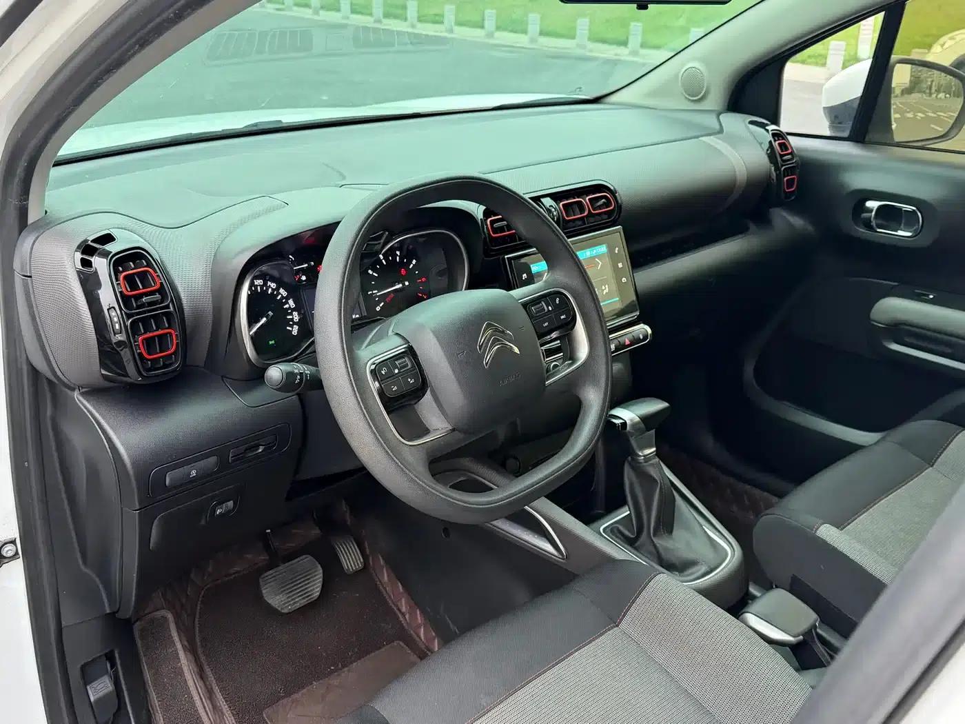 C4 AIRCROSS 2020 230THP DCT C-Series Trendy Edition — миниатюра 7