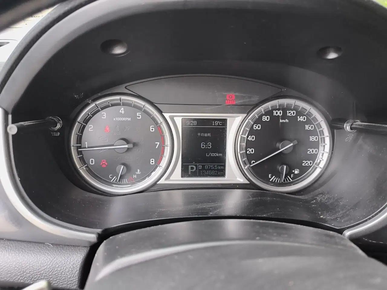Suzuki Vitara 2016 1.4T Automatic Two-Wheel Drive Luxury Version — миниатюра 12