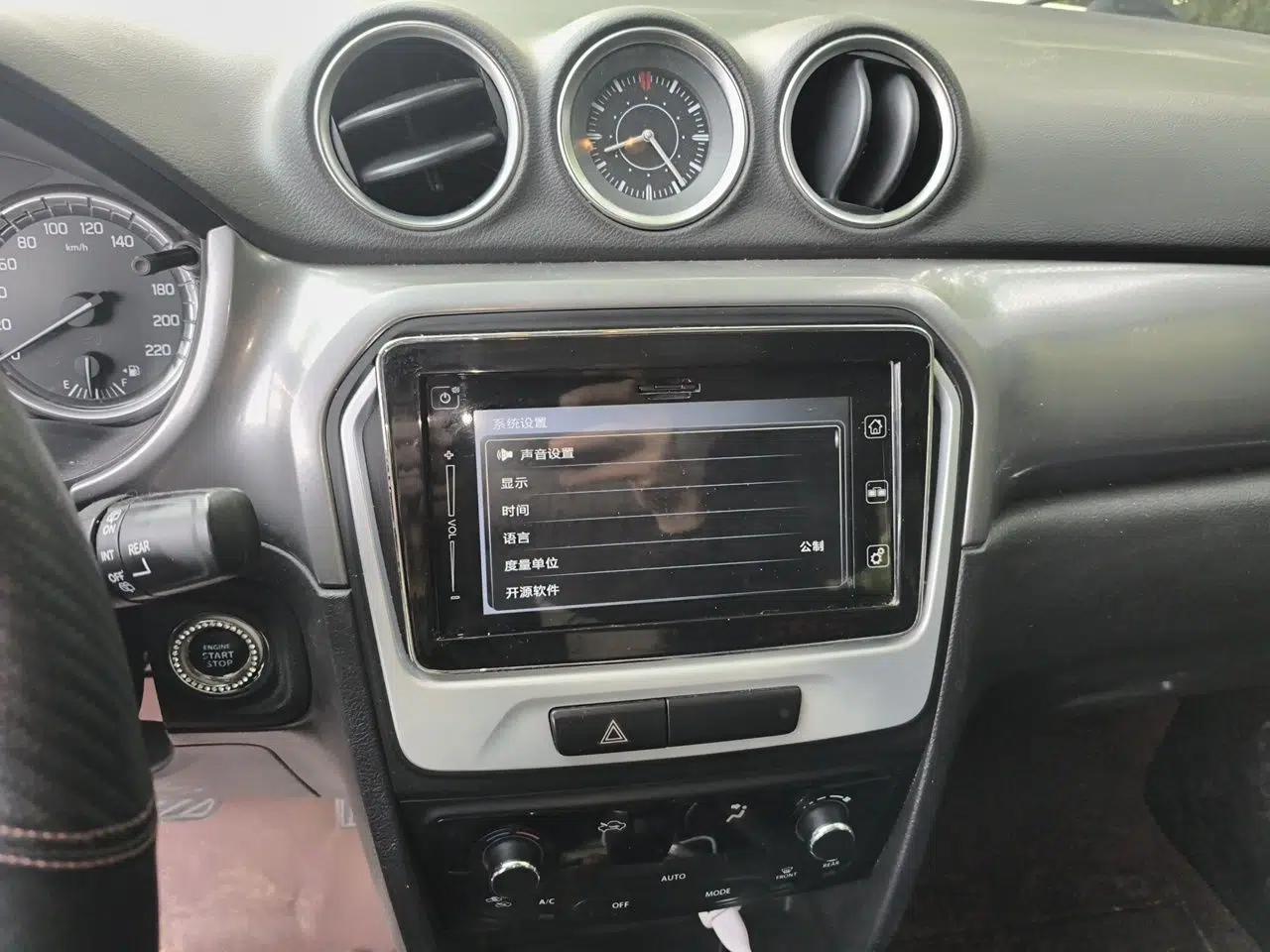Suzuki Vitara 2016 1.4T Automatic Two-Wheel Drive Luxury Version — миниатюра 14