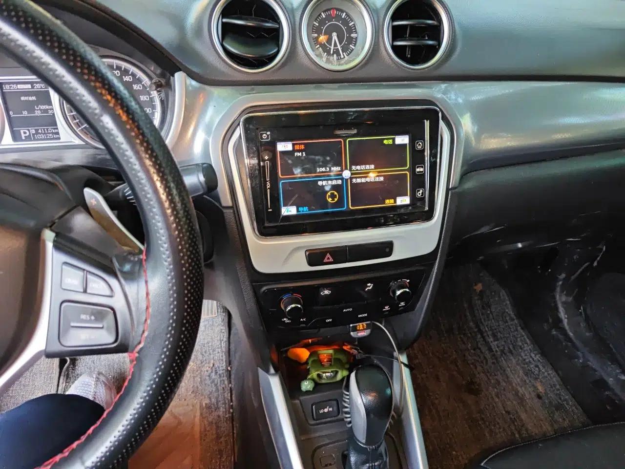 Suzuki Vitara 2016 1.4T Automatic 4x4 Flagship Model — миниатюра 14