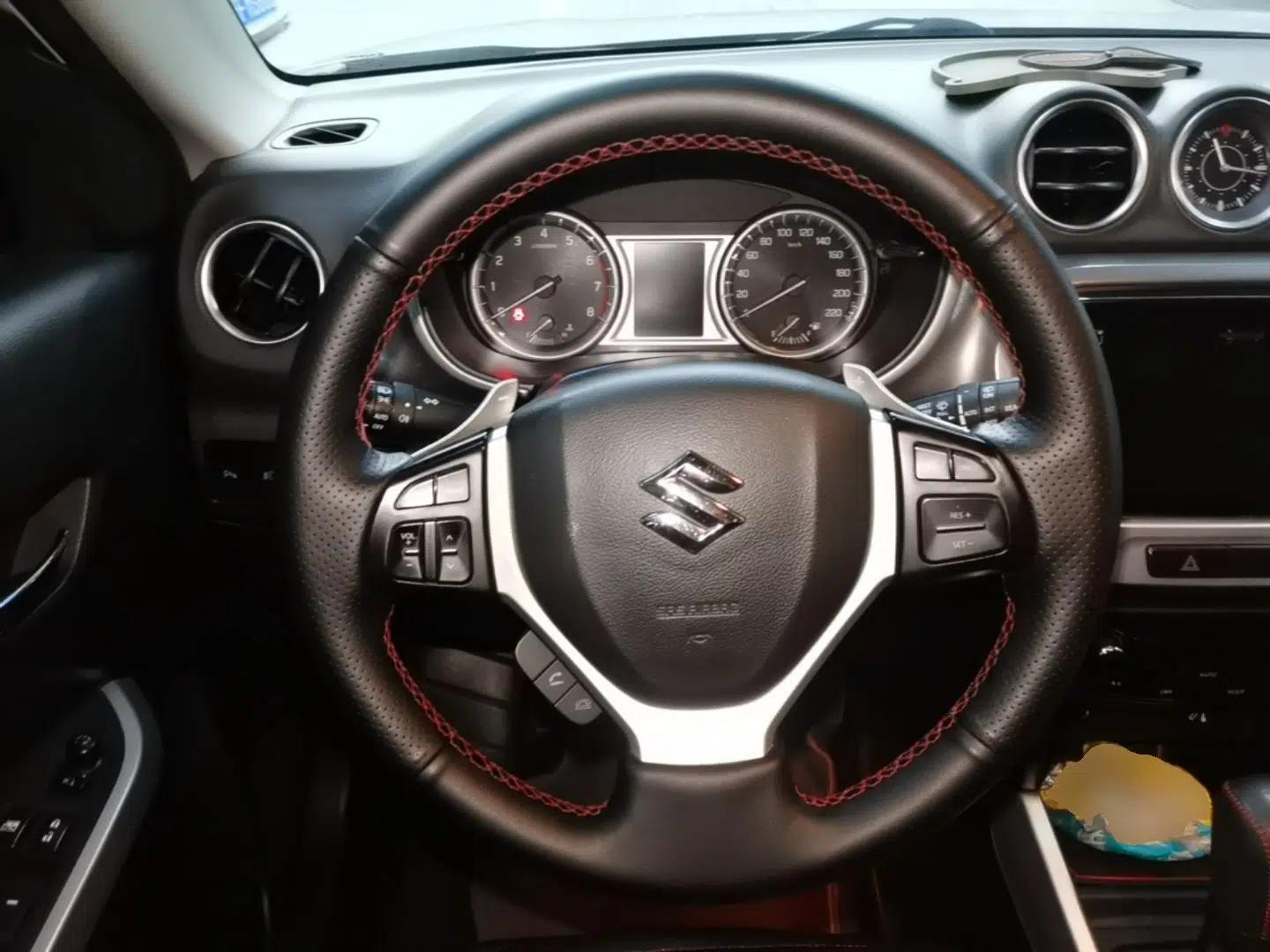 Suzuki Vitara 2016 1.4T Automatic Two-Wheel Drive Luxury Version — миниатюра 14
