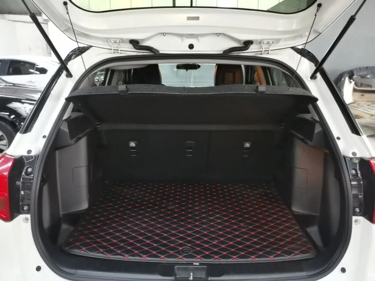 Suzuki Vitara 2016 1.4T Automatic Two-Wheel Drive Luxury Version — миниатюра 22