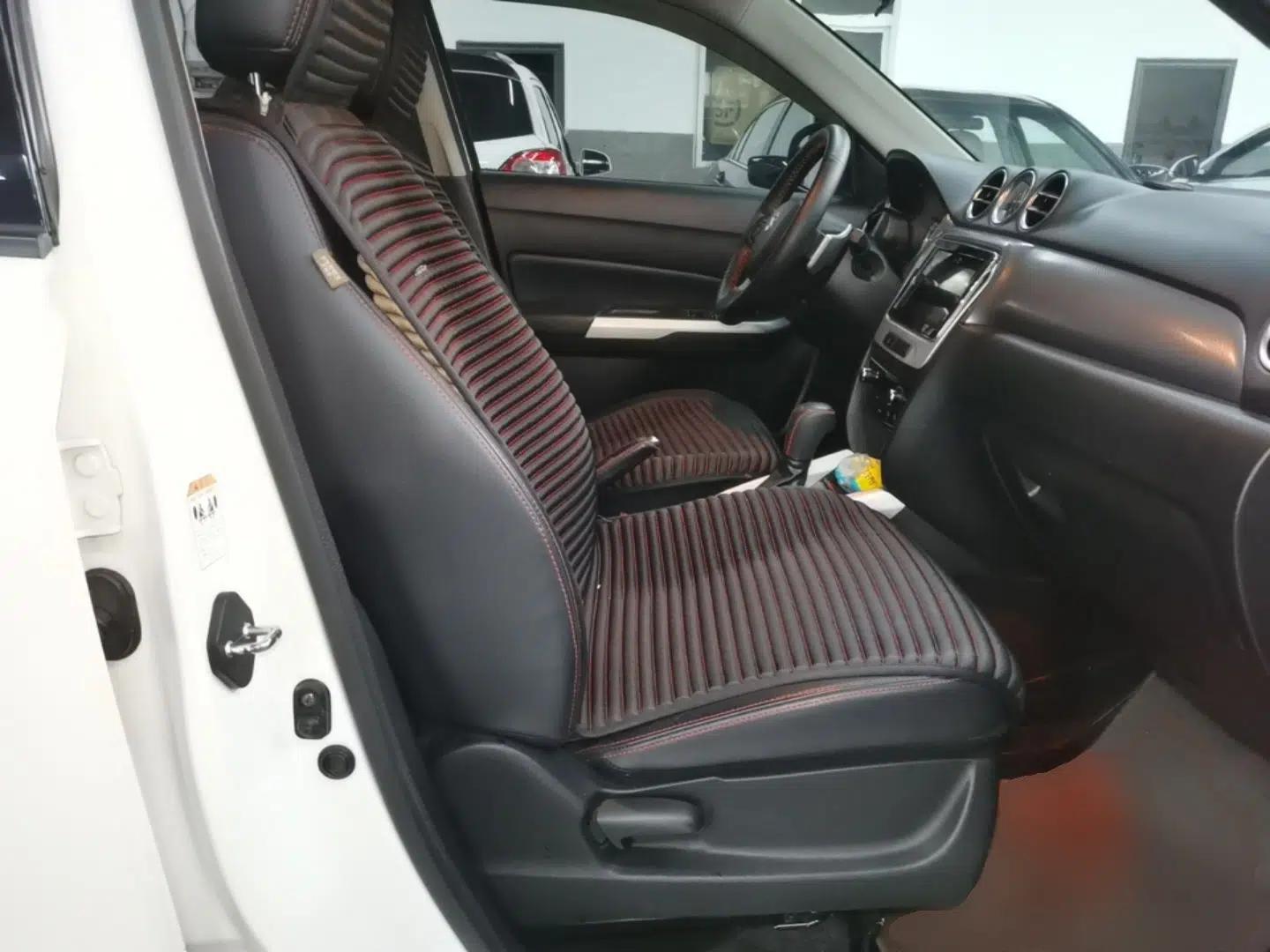 Suzuki Vitara 2016 1.4T Automatic Two-Wheel Drive Luxury Version — миниатюра 23