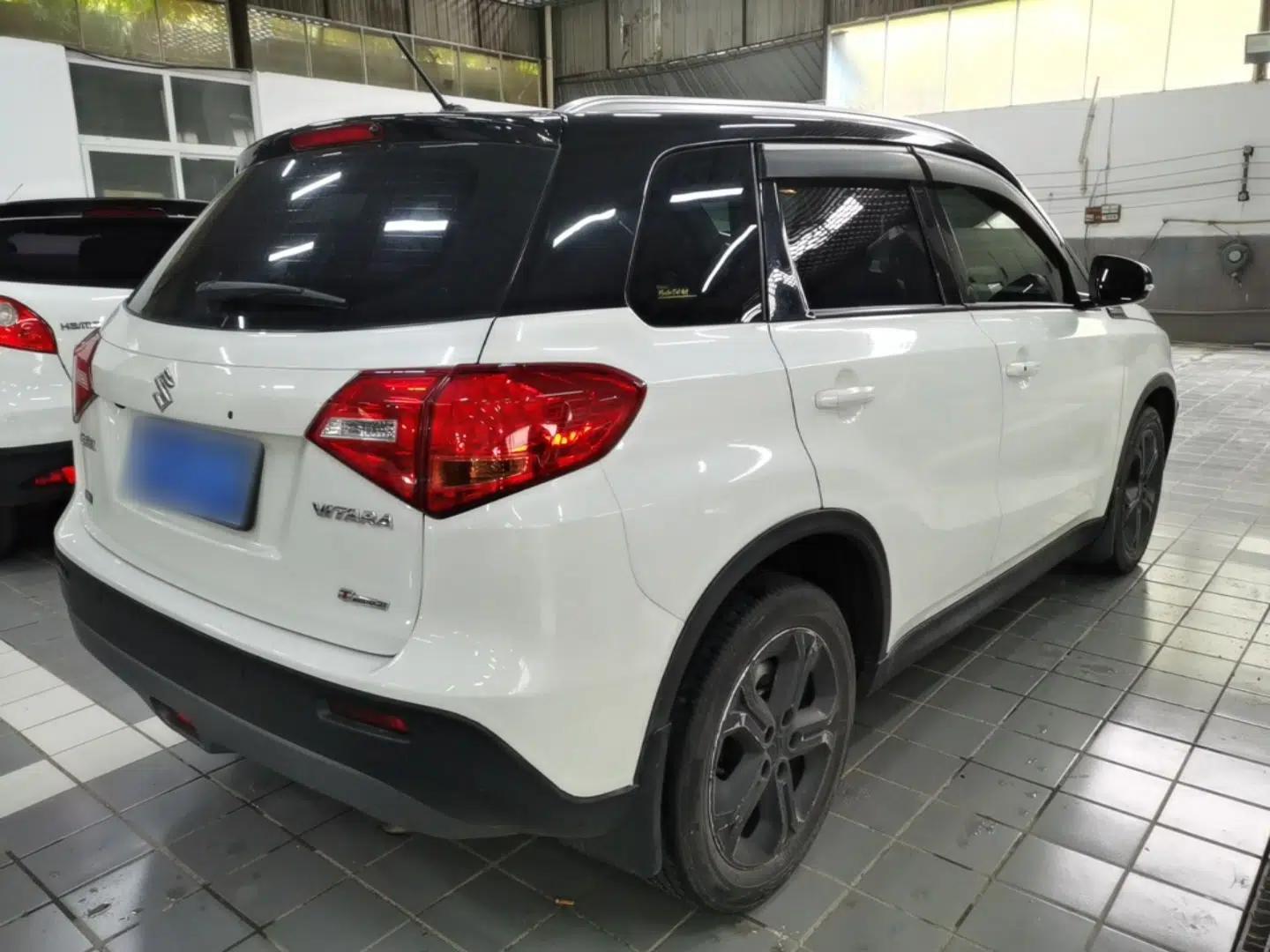 Suzuki Vitara 2016 1.4T Automatic Two-Wheel Drive Luxury Version — миниатюра 6