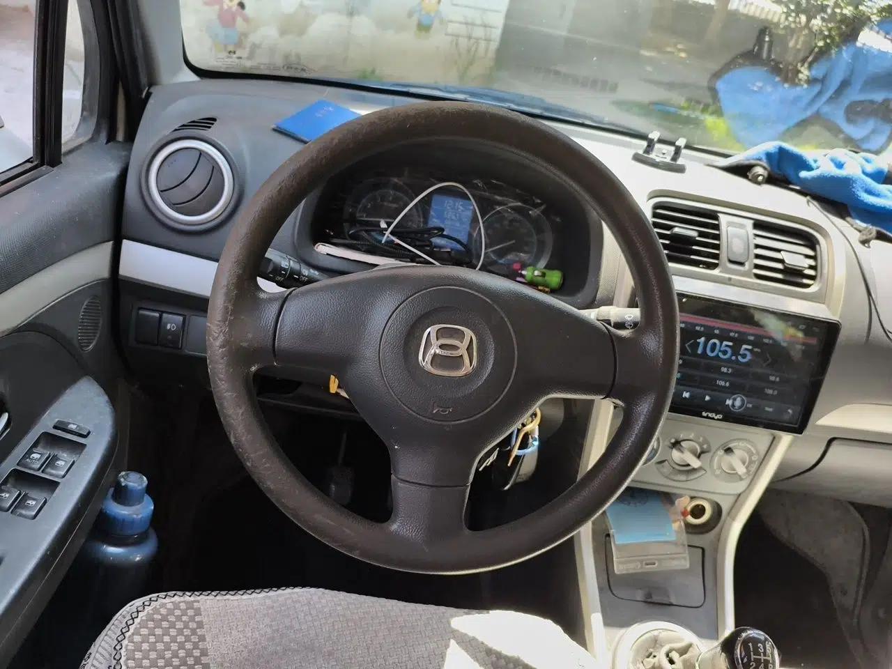 Suzuki Wagon R X5 2016 1.4L Entry Model China V Standard — миниатюра 11