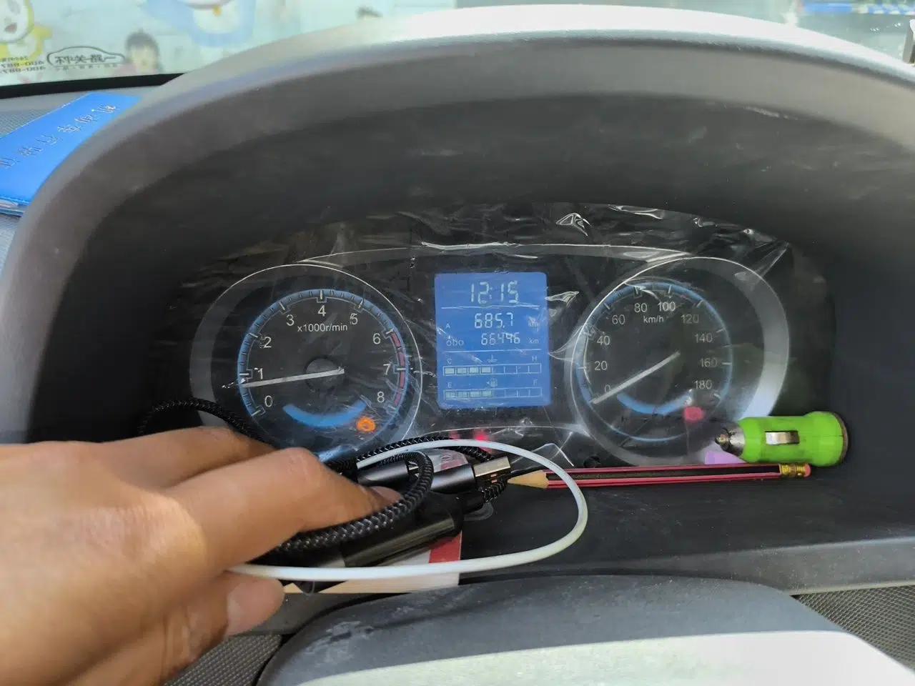 Suzuki Wagon R X5 2016 1.4L Entry Model China V Standard — миниатюра 12