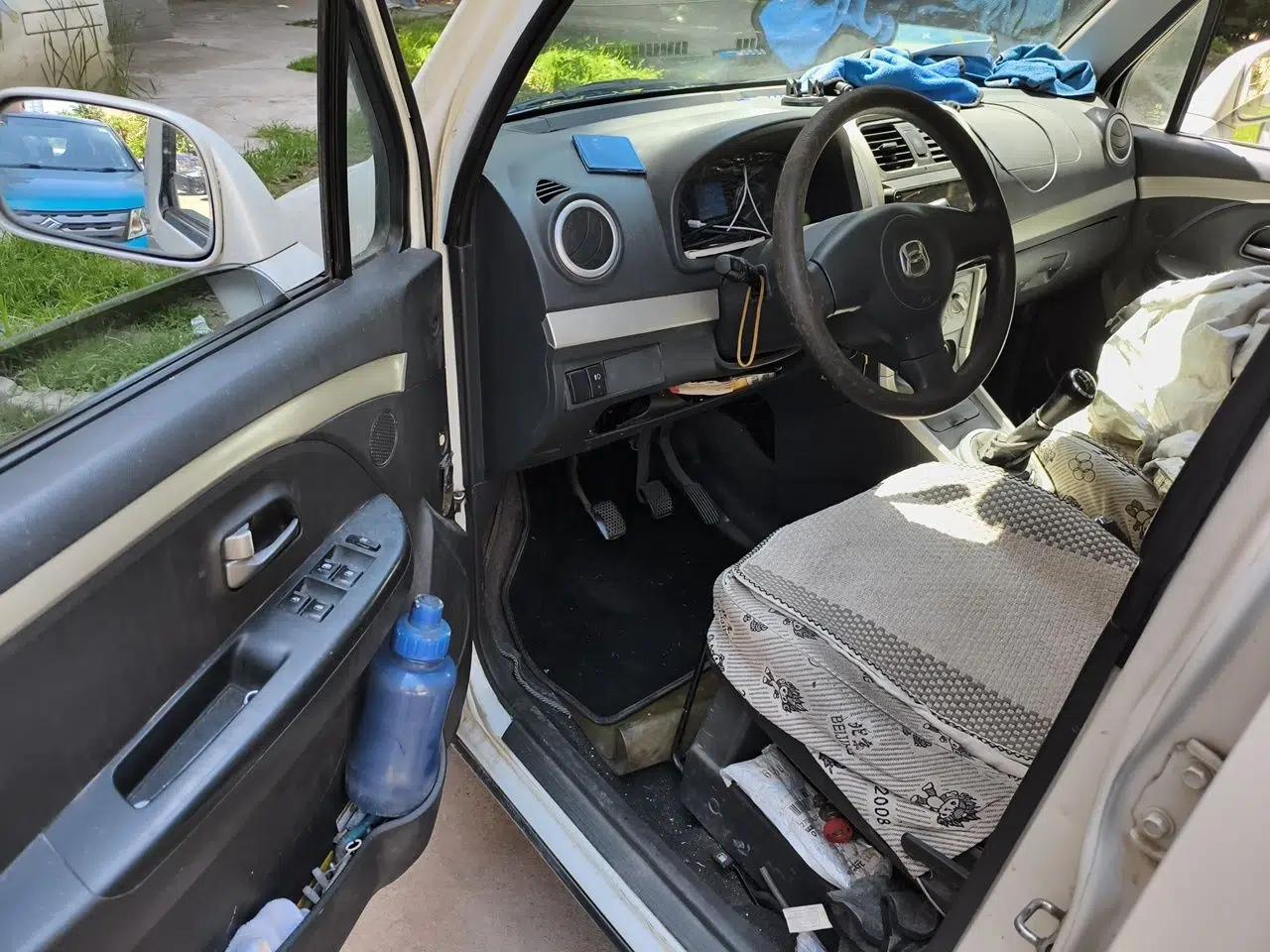 Suzuki Wagon R X5 2016 1.4L Entry Model China V Standard — миниатюра 17