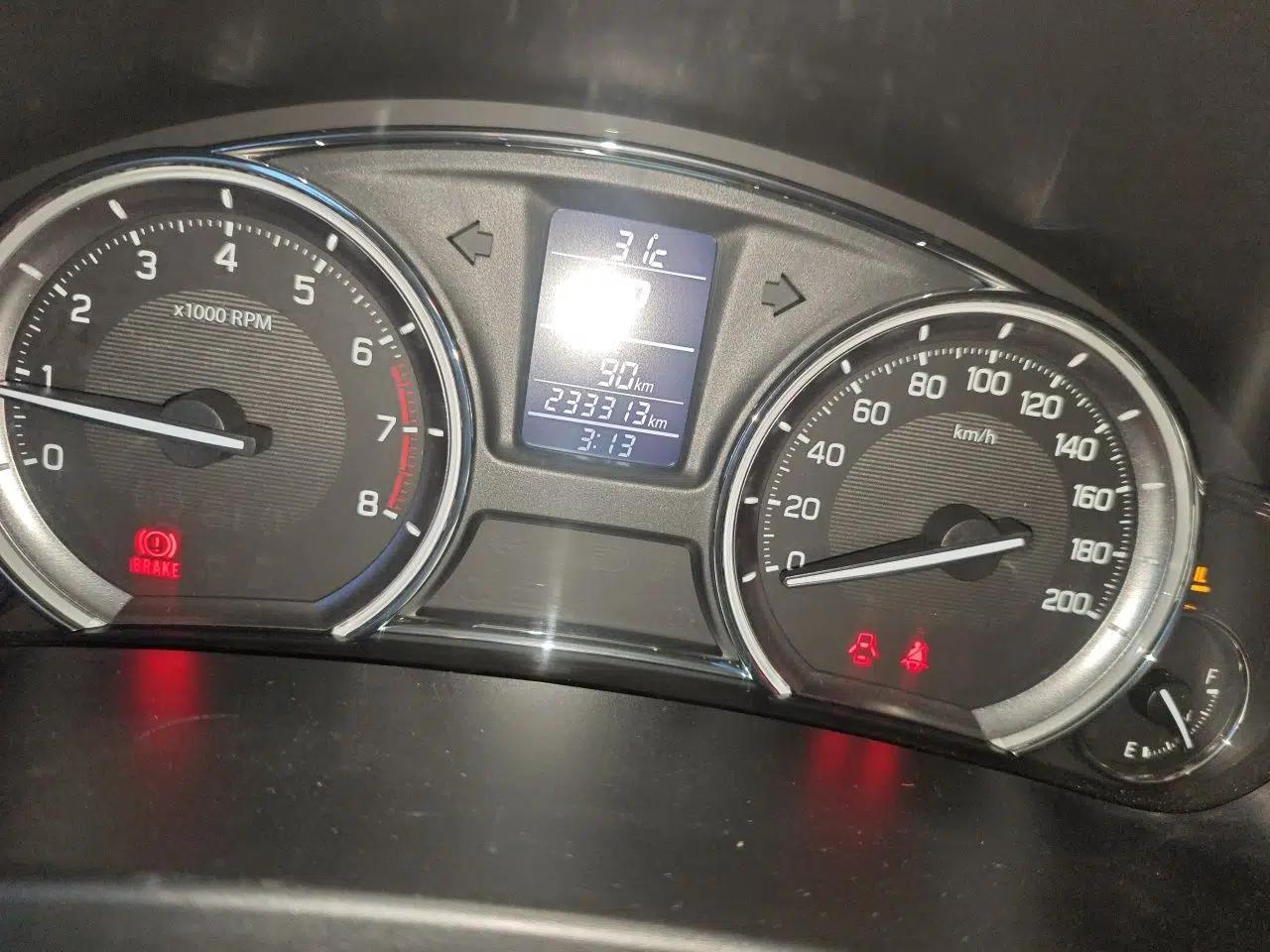 Suzuki Alivio 2015 1.6L Automatic Enjoyment Model — миниатюра 13