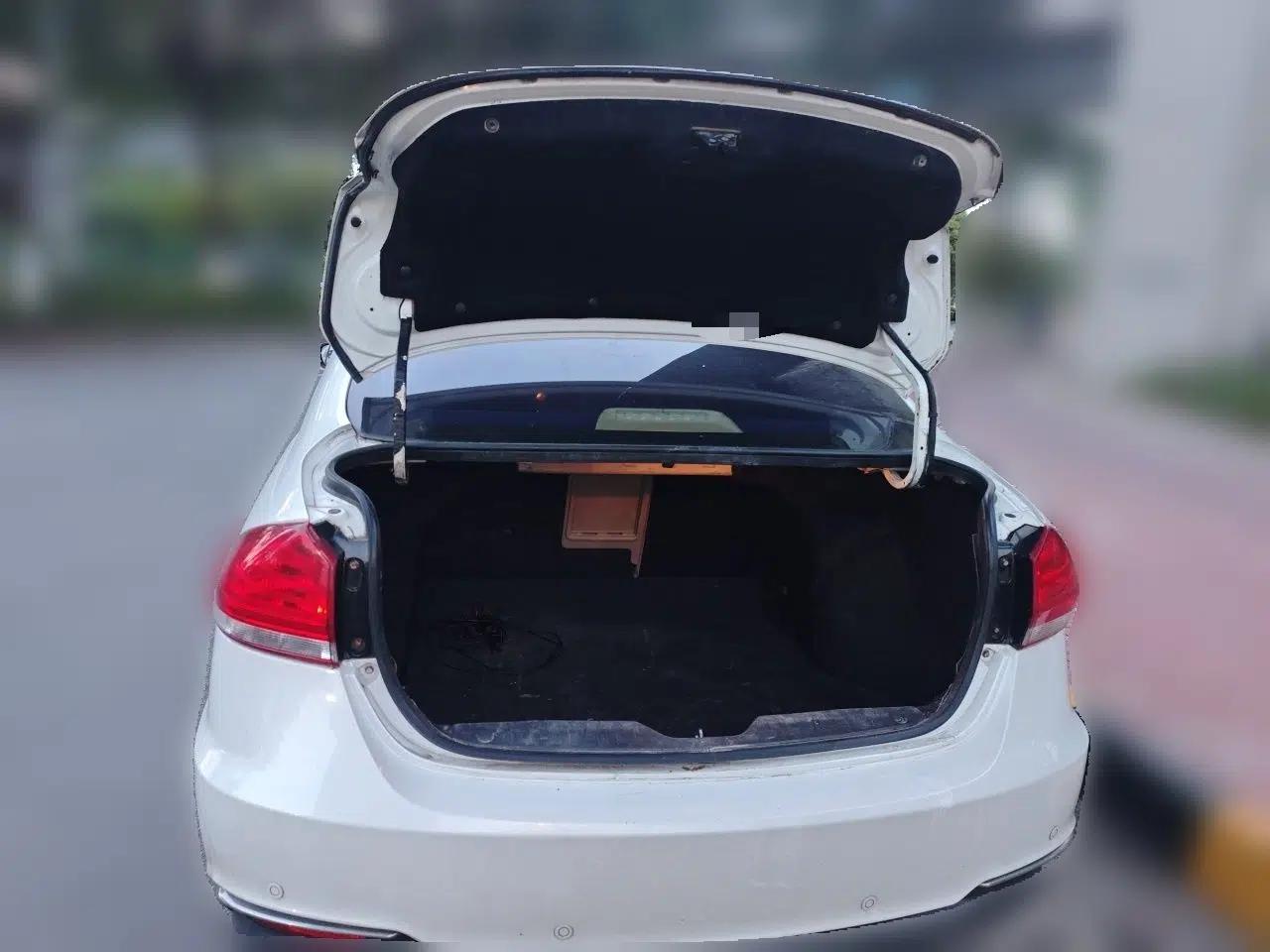 Suzuki Alivio 2015 1.6L Automatic Enjoyment Model — миниатюра 20
