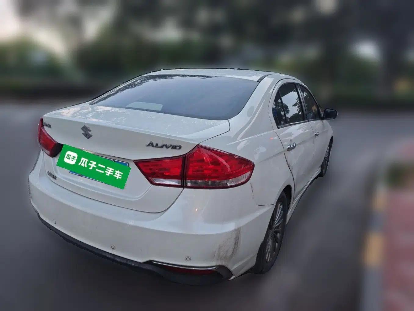 Suzuki Alivio 2015 1.6L Automatic Enjoyment Model — миниатюра 6