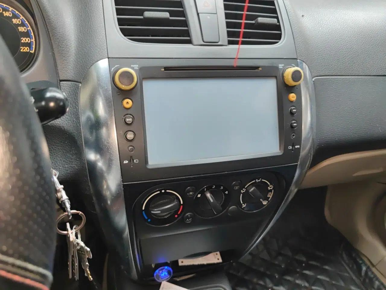 Suzuki SX4 S-Cross 2011 1.6L Manual Comfort Version — миниатюра 14